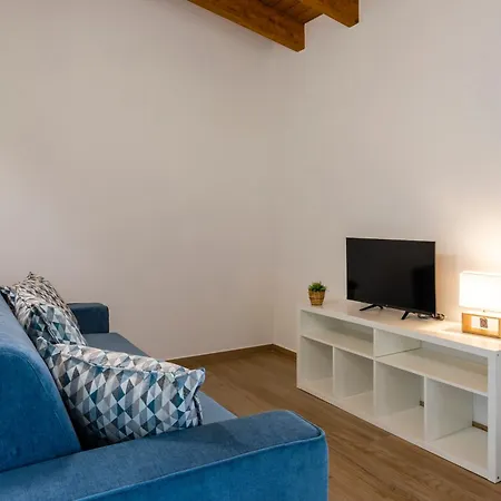 Borgo Del Casale - Isulatravel Homestay