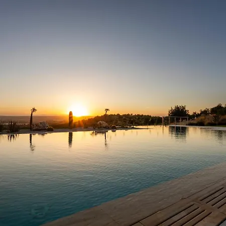 Homestay Borgo Del Casale - Isulatravel